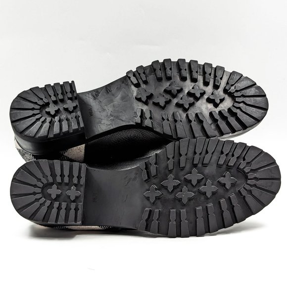 Talbots Women Tish Lug Pebble Black Leather Fabric Zip ankle boots size 10 - Picture 3 of 12